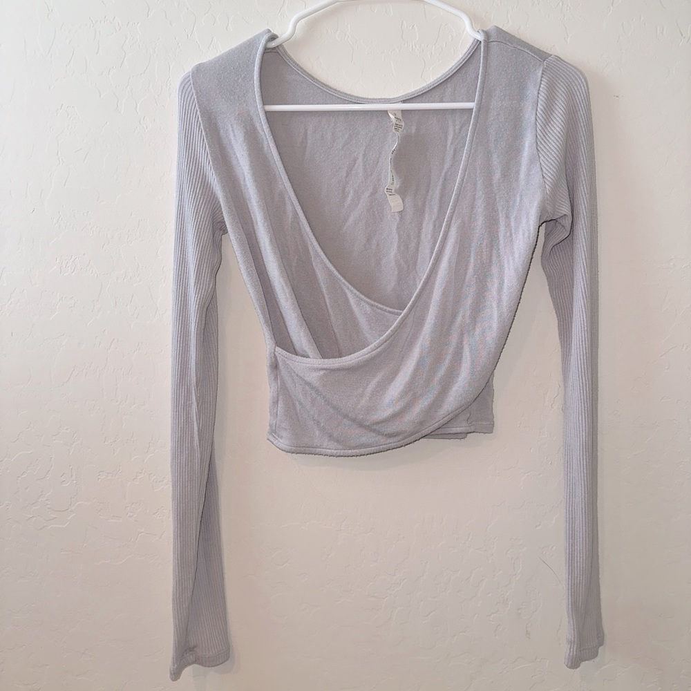 Alo Yoga crop top